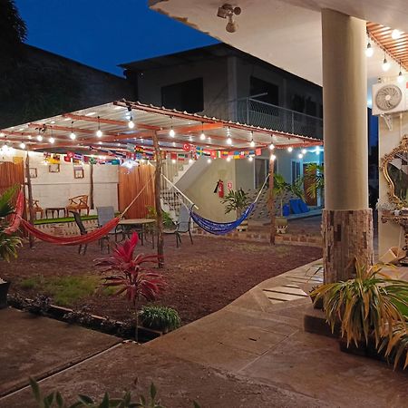 Teresita'S House Suites Con Cocina Privada Puerto Baquerizo Moreno Exterior foto