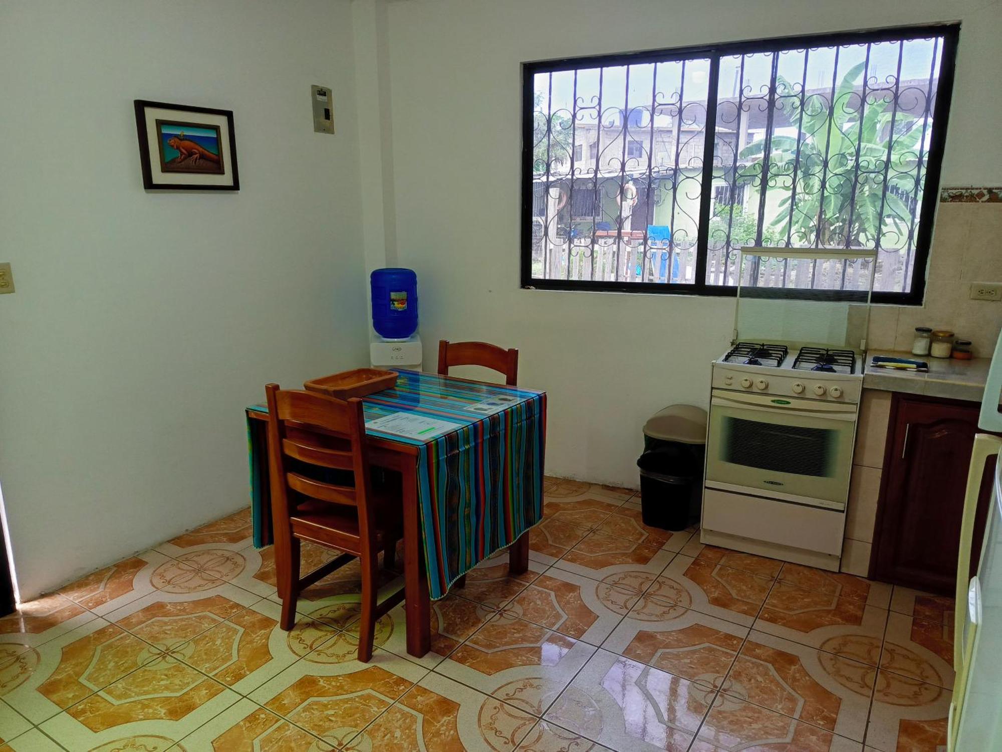 Teresita'S House Suites Con Cocina Privada Puerto Baquerizo Moreno Exterior foto